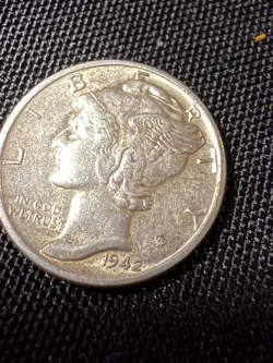 RARE 1942 P SILVER MERCURY DIME FROM WW2 ERA!! COLLECTORS KNOW!