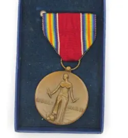 WWII MEDAL WORLD WAR II WW2 1941-45 FREEDOM FROM FEAR MEDAL ORIGINAL BOX