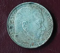 1937 A GERMAN 2 REICHSMARK COIN, WW2, VON HINDENBURG, SWASTIKA, SILVER