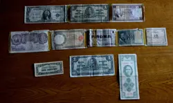 WW2 SHORT SNORTERS     MANY SIGNATURES,   NUMEROUS COUNTIRES.    11 BANKNOTES