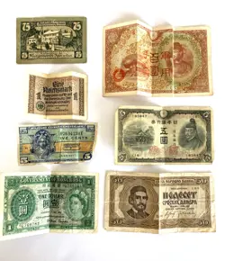 CIRCULATED FOREIGN CURRENCY LOT  OF  7 ~ SOME WW2 ERA