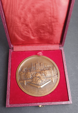 SCULPTOR HERVE MHUN 1943 FRENCH WW2 POW STALAG IX A TRUTZHAIN  MEDAL BY TURIN