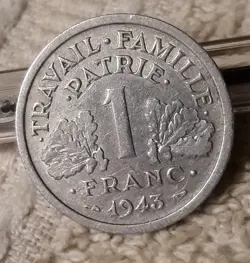 1943 1 FRANC WW2 FRANCE , HEAVILY CIRCULATED FRENCH COIN