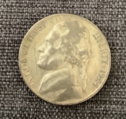 1944 PHILADELPHIA MINT JEFFERSON NICKEL SILVER WARTIME WW2