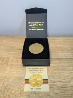 AUSTRALIA 60TH ANNIVERSARY END  WORLD WAR 2 COLLECTABLE COIN WWII MILITITARY