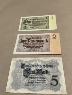 GERMANY WW2 PAPER NOTES