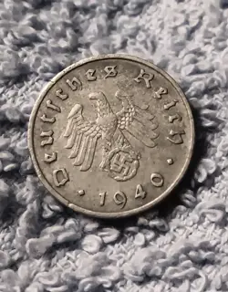 DAMAGED VINTAGE 1940 WORLD WAR 2  10 REICHSPFENNIG