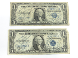 2 X  1935 A - WW2 SHORT SNORTER - $1 ONE DOLLAR SILVER CERTIFICATE NOTE
