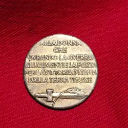 MILITARIA VENTENNIO MEDAGLIA WW2 REI MINISTERO PER LAGRICOLTURA ALLA DONNA