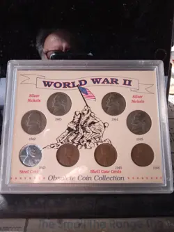 WORLD WAR II OBSOLETE COIN COLLECTION WITH WW2 1943 STEEL CENT AND 1942-46 COINS