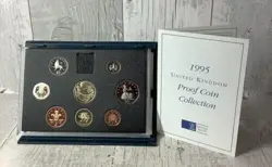 ROYAL MINT 1995 UK PROOF COIN COLLECTION  BLUE CASE SECOND WORLD WAR £2