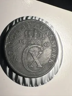 1942  DENMARK 5 ORE WW2 ZINC COIN LAMINATION ERRORS BOTH SIDES GOOD DETAIL Z2384