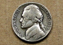 1944   S   35%  SILVER  JEFFERSON    NICKEL  WW2  ERA  ACTUAL  COIN     90905208