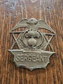 VINTAGE WW2 US ARMY ORDNANCE BADGE