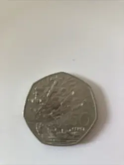 RARE OLD LARGE 50P COIN 1994 50 YEAR ANNIVERSARY OF D DAY WW2 BATTLE OF BRITAIN