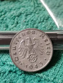 1943 WW2  1 REICHSPFENNIG~ GERMANY,CIRCULATED, 3RD REICH, HAS OXIDATION