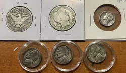 LOT OF 6 SILVER UNITED STATES COINS, BARBER HALVES, MERCURY DIME, WW2 NICKELS