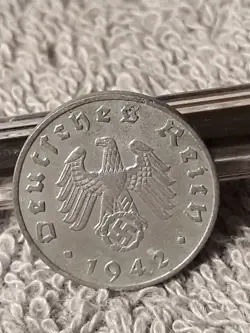1942 WW2  1 REICHSPFENNIG~ GERMANY,CIRCULATED, 3RD REICH,  HAS OXIDATION