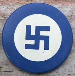 (1) RARE 1930 PARANOID INLAID BLUE SWASTIKA POKER CHIP 4 WINDS PRE WW2