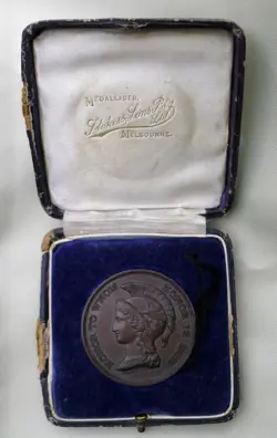 1938 VAAA SPORTS STATE PRIZE: H S LAZARUS CARLTON HARRIERS. WW2 F/L 100 SQN RAAF
