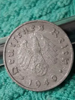 VINTAGE 1940 WW2 GERMAN 10 REICHSPFENNIG ,  WWII ERA CIRCULATED COIN