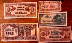 JAPANESE GOVERNMENT WW2 OCCUPIED DUTCH INDIES SET NOTES TEN ONE HALF GUILDER 1 C