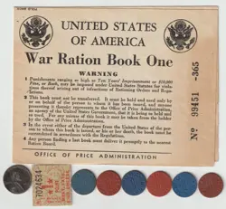 RARE OLD US WWII COLLECTIBLE WW2 RATION BOOK TOKEN STAMP COIN COLLECTION LOT Z7