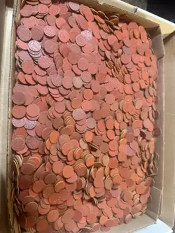 100 WWII OPA  RED POINT TOKENS, WORLD WAR II FOOD RATION TOKENS, WW2, 100 TOTAL