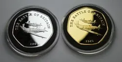 PAIR OF BATTLE OF BRITAIN SILVER & GOLD COMMEMORATIVES IN CAPSULES. SPITFIRE WW2
