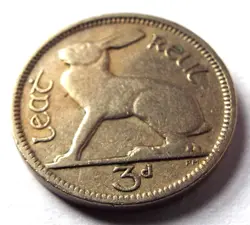 IRISH 1943 3D THREE PENCE COIN WORLD WAR TWO IRELAND EIRE HARP & SEATED HARE WW2