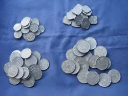 NETHERLANDS WARTIME ZINC COINS - WW2 (85 COINS)