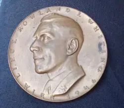 AUSTRIA WW2 BRONZE MEDAL LIEUT. ROWLAND J. WHITING WIEN 1946 BY A. HARTIG 66MM
