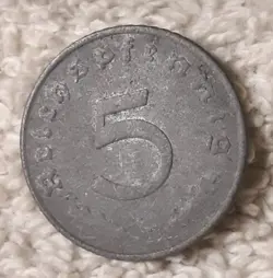 1940  WW2 GERMAN 5 REICHSPFENNIG , WWII ERA HEAVILY CIRCULATED WITH FLAWS