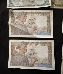 INVASION PAPER MONEY