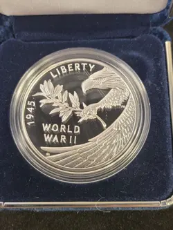 1 OZ .999 END OF WORLD WAR II 75TH ANNIVERSARY SILVER MEDAL WW2 - BOX AND COA