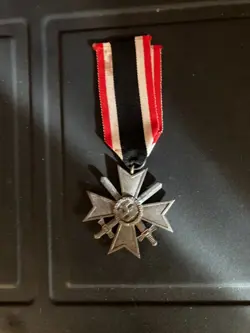 1939 GERMAN WW2 MEDAL WITH TWO SWORDS MERIT CROSS