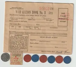 RARE OLD US WWII COLLECTIBLE WW2 RATION BOOK TOKEN STAMP COIN COLLECTION LOT Z43