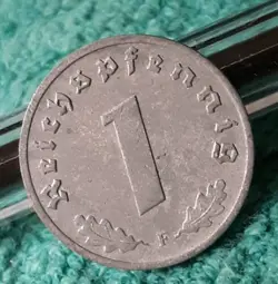 1943 WW2  1 REICHSPFENNIG~ GERMANY, HEAVILY CIRCULATED , HAS FLAWS
