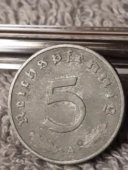  WW2 GERMAN 5 REICHSPFENNIG , WWII,HEAVILY CIRCULATED WITH FLAWS, 1940