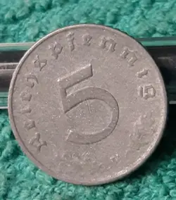 1940 GERMAN 5 REICHSPFENNIG ,WWII, WW2 GERMANY, CIRCULATED HAS FLAWAS