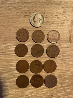 1 SILVER WW2 NICKEL (1941) AND 12 WHEAT PENNIES (MIXED YEAR) SALE