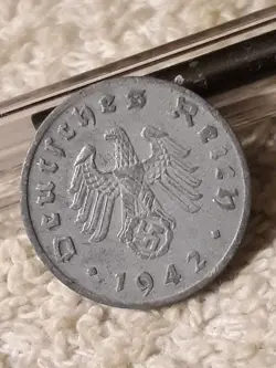 GERMAN 1 REICHSPFENNIG ~ GERMANY ~ WW2 1PF 1942 CIRCULATED COIN WITH FLAWS 