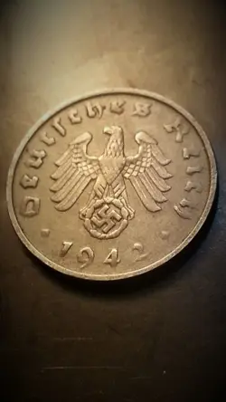 1942 NAZI SWASTIKA