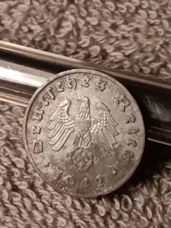 1942 WW2  1 REICHSPFENNIG~ GERMANY, HAS OXIDATION , SEE PHOTOS!!