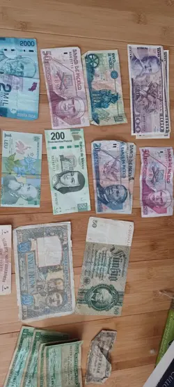 CURRENCY NOTES.