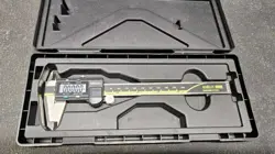MITUTOYO 500-196-30 ELECTRONIC DIGITAL CALIPER 0 TO 6
