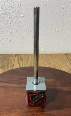 VINTAGE TOOLS MITUTOYO 7011BN MAGNETIC STAND INDICATOR HOLDER MACHINIST TOOL DIE