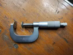 MITUTOYO 169-204 DISC MICROMETER 1-2