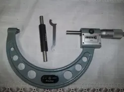 MITUTOYO 193-215 OUTSIDE MICROMETER, VERNIER AND DIGIT INDICATOR, 4-5