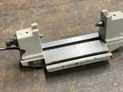 MITUTOYO 967-203 PRECISION BENCH CENTER, SMALL 12” BASE 2” ON CENTER